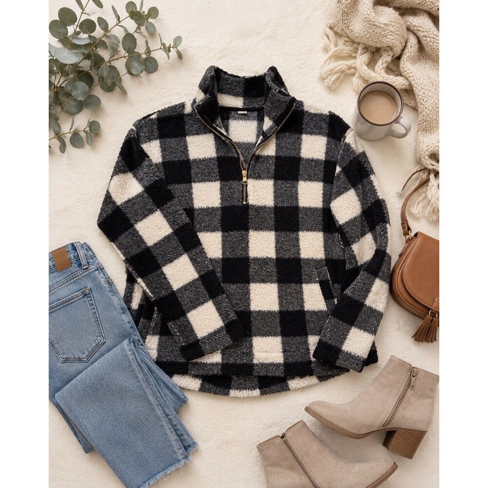 Old Navy Women’s M Black Gray Buffalo Plaid Sherpa Fleece Quarter Zip Pullover
